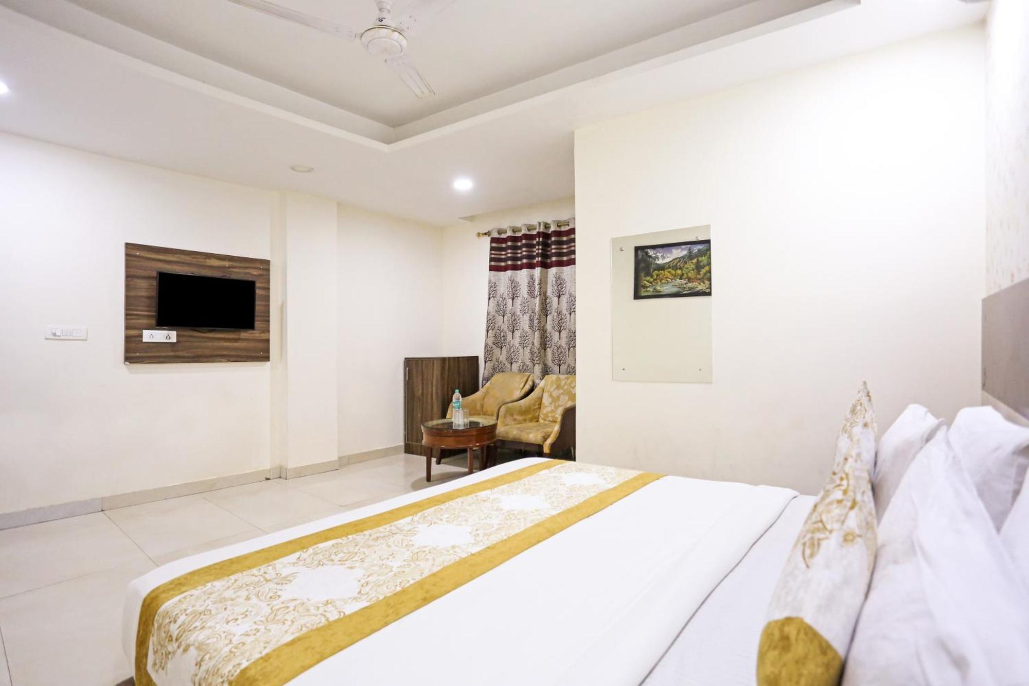 Hotel Happy Stay Delhi Airport Neu-Delhi Exterior foto